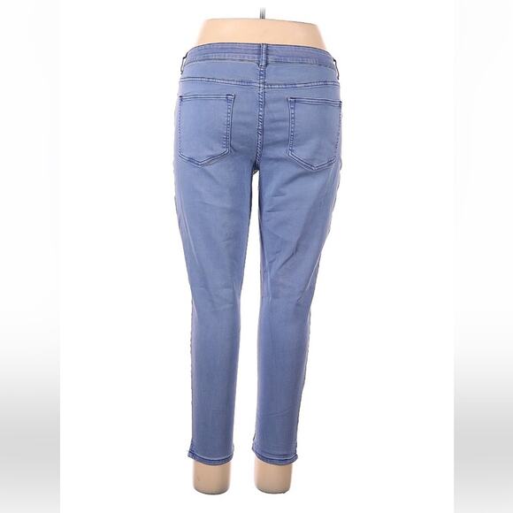 Maurices High rise crop jeans, size 15 or 16 - Picture 2 of 12